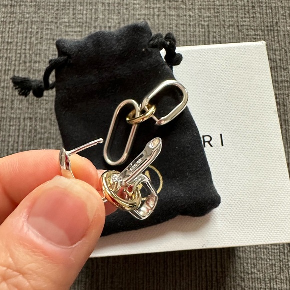 Mejuri Convertible Two Toned Link Hoop & Dangle Earrings 2pc - Picture 4 of 11